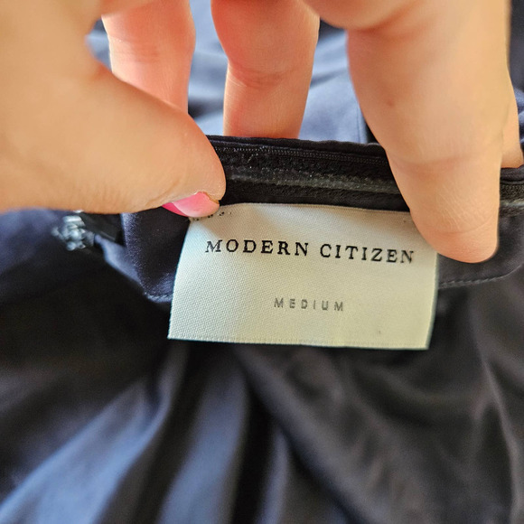 Modern Citizen Women's Navy Blue‎ Satin Halter Neck Mini Dress. Size M - Picture 10 of 12